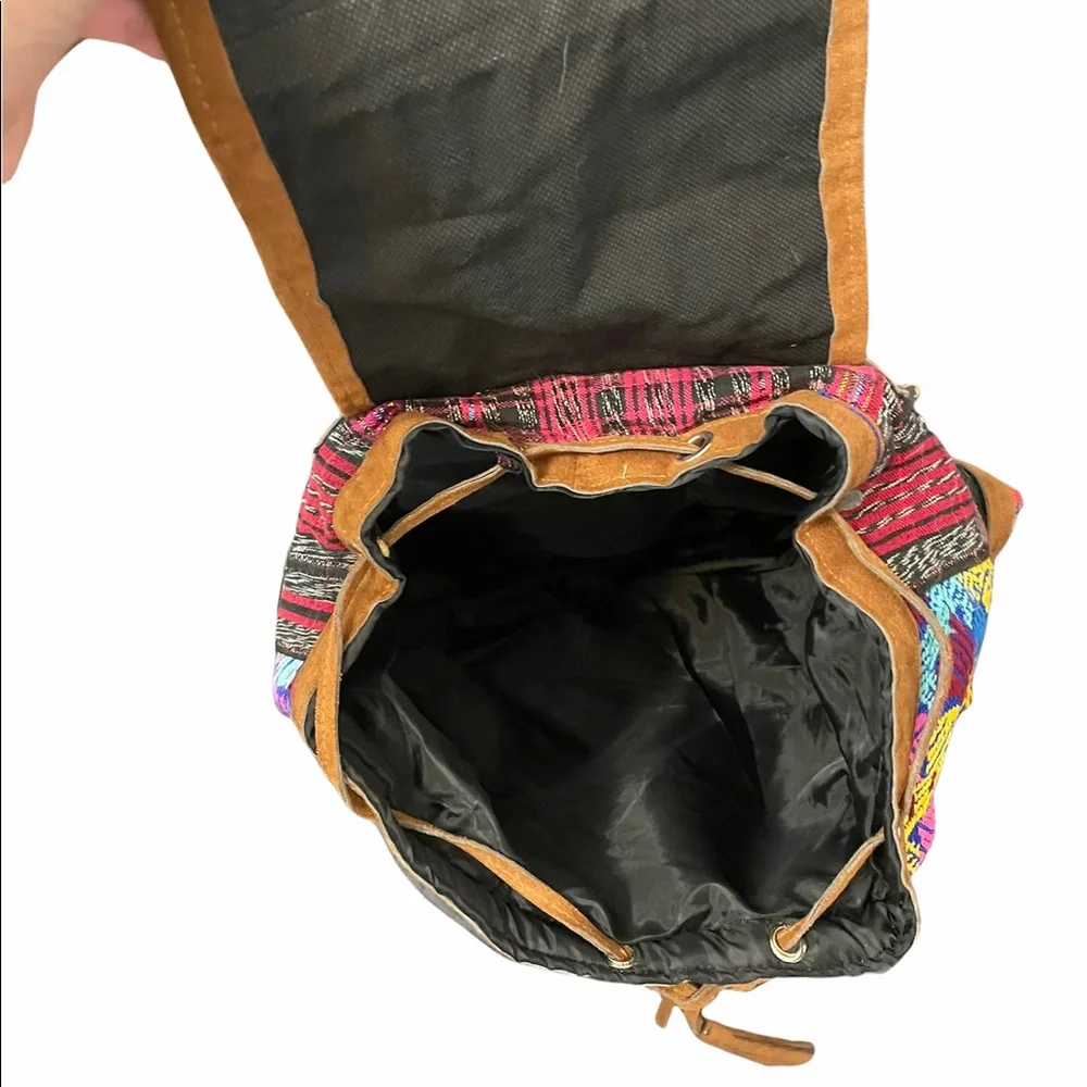 Costa Rican Back Pack - Picture 3 of 3